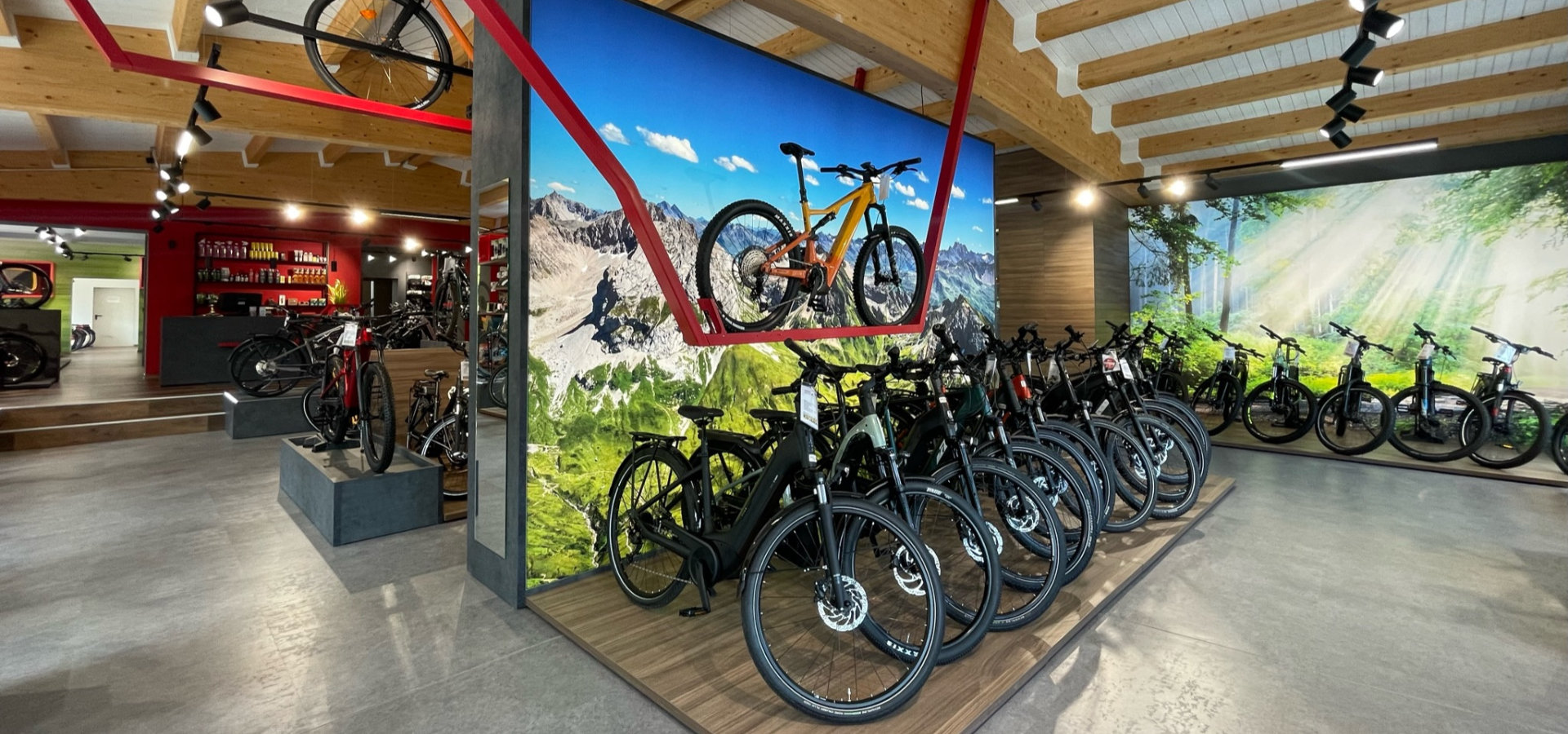 Cooler Fahrrad Ladenbau für Zweirad Tiemann
